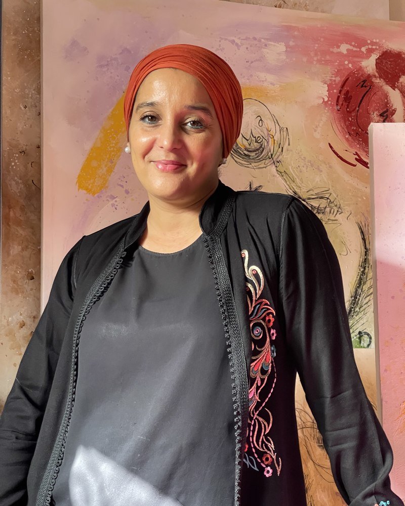 Bochra Serrokh, thérapeute neuro-émotionnelle et formatrice en psychologie islamique
